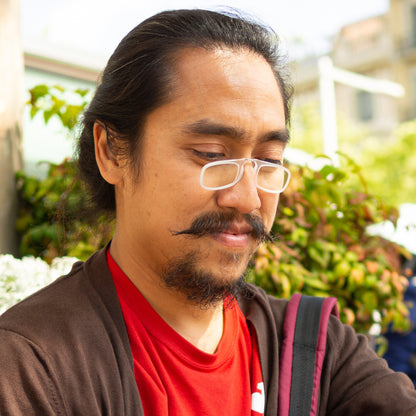 Men with Glasses Armless